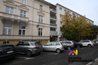 Lokal użytkowy pow. 53,5 m2 Plac Bohaterów